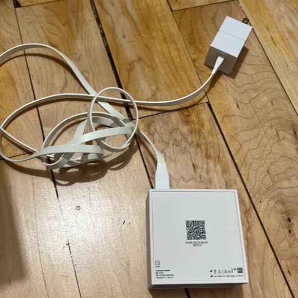 Cue Covid Test Reader - Picture 5 of 16